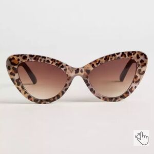 🆕️🐆 TORRID LEOPARD ANIMAL PRINT CAT EYE SMOKE LENS SUNGLASSES🐆